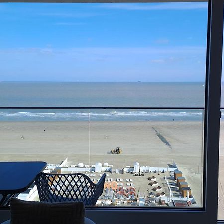 Modern Studio With Beautiful Sea View - 9Th Floor Blankenberge Buitenkant foto